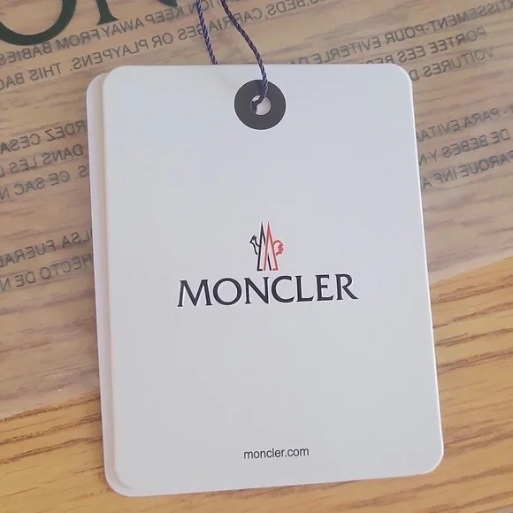 Moncler Black Ribbed Beanie - Picture 2 of 4